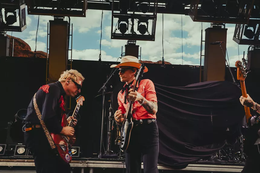 Beach weather on stage at Red Rocks.