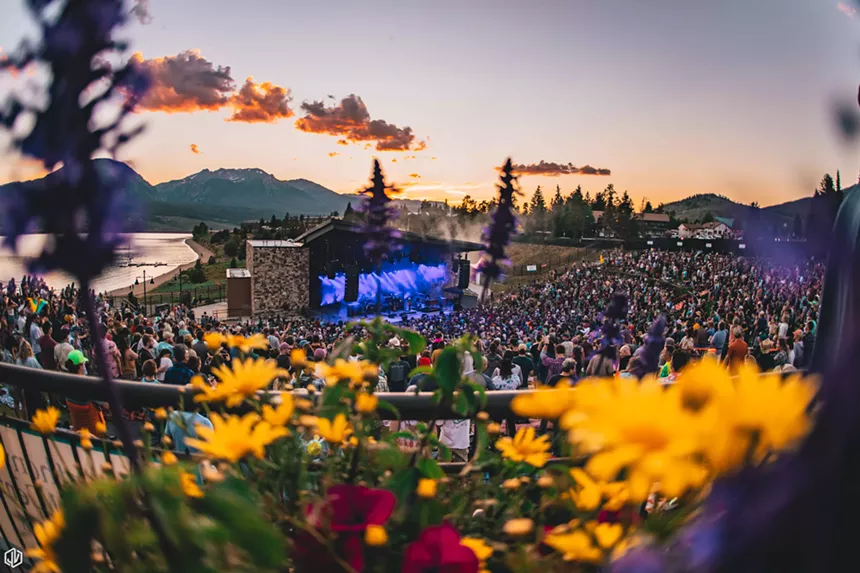 dillon amphitheater in colorado with a sold-out crowd