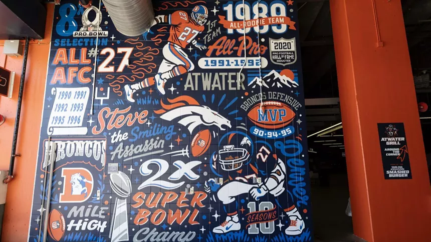 The mural next to the Atwater Grill in Empower Field.