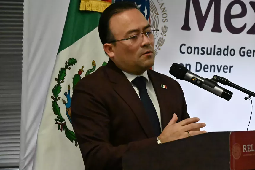 Pável Meléndez Cruz, the Mexican consul in Denver, speaks.
