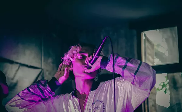 Meet Genre-less Artist ego n friends