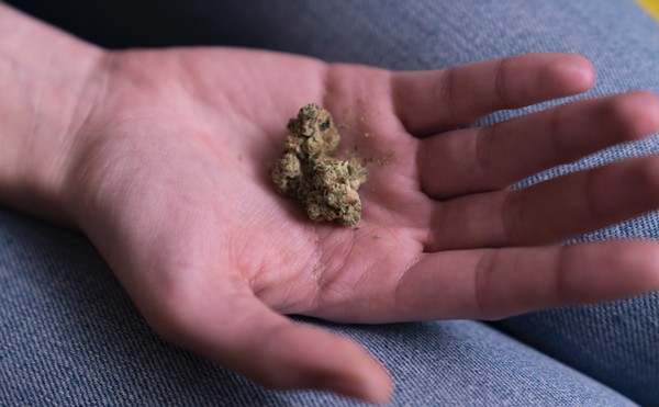 Ask a Stoner: Why Does My Weed Smell Like Nothing?