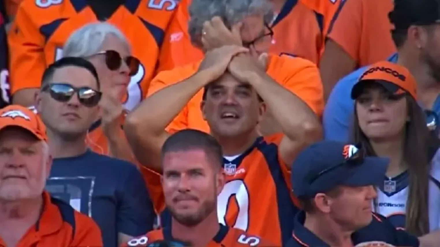 Denver Broncos: Twitter reacts to 16-9 win over Houston Texans