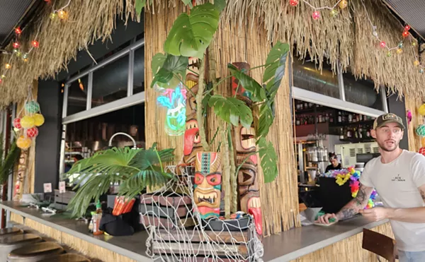 Image: Uptown Asian Fusion Eatery Takes Culinary Trip to Hawai'i