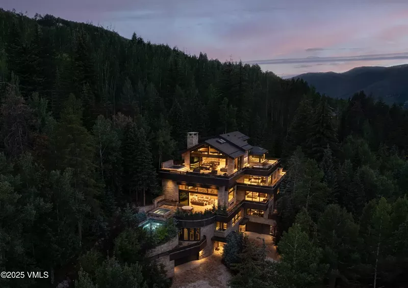 Image: Vail mansion