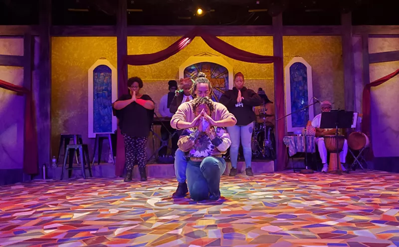Image: actors on stage