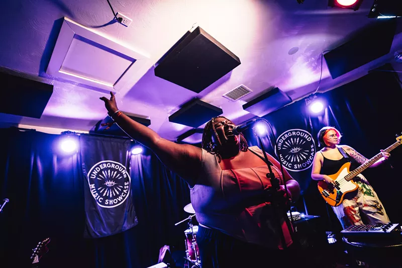 Image: denver singer sunstoney performing at skylark