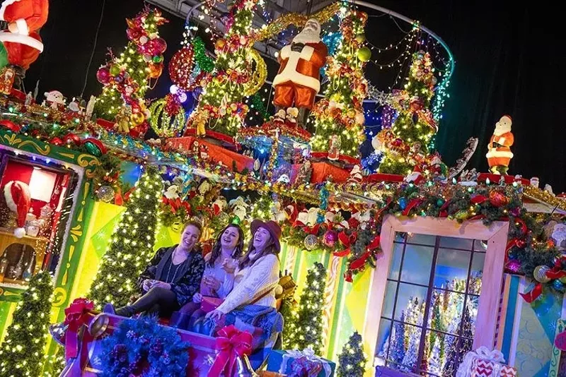 Image: Everyone's a happy camper at Camp Christmas!